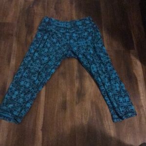 Capri workout leggings